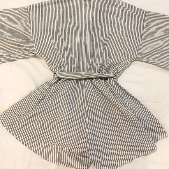 Dress Forum Striped Tie Romper Black & White - Picture 6 of 7